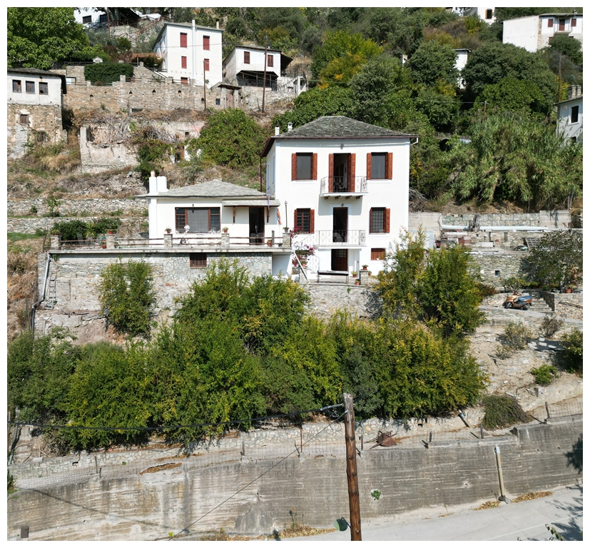 A Stone Classic with Terraces, Fireplaces, and Pomegranate Trees - Property Pelion